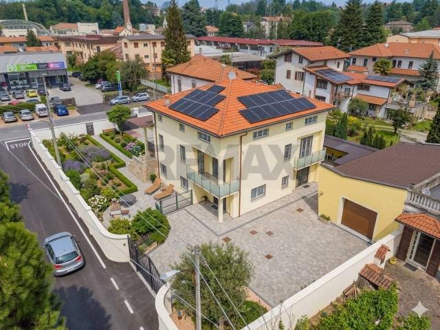 Villa in vendita a Gallarate