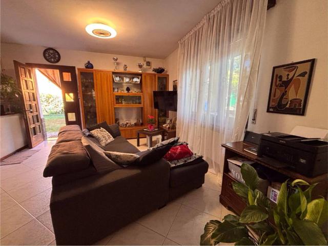 Villa in vendita a Galliate NO