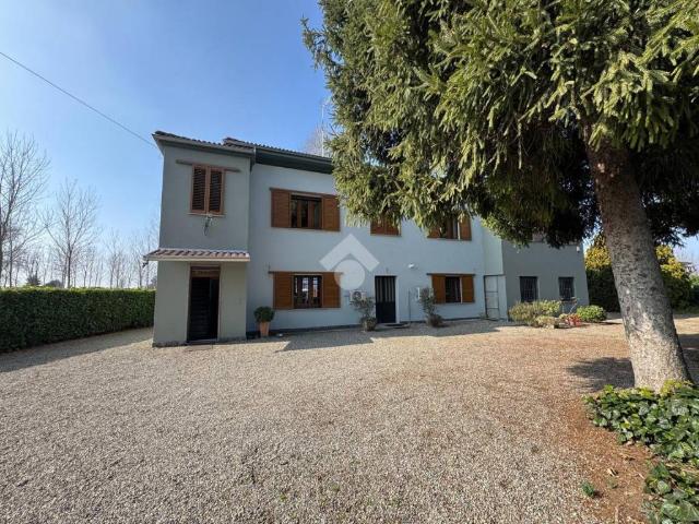 Villa in vendita a Galliate NO