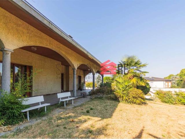 Villa in vendita a Galliate NO