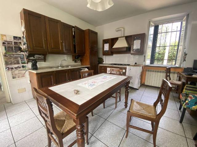 Villa in vendita a Galliate NO