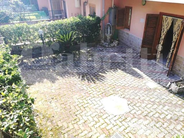 Villa in vendita a Galluccio