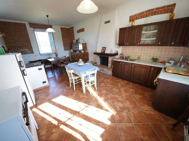 Villa in vendita a Gamalero AL
