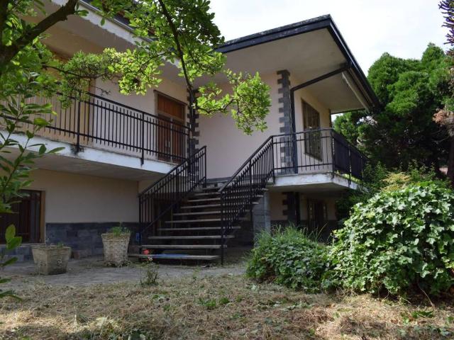 Villa in vendita a Gambolò PV