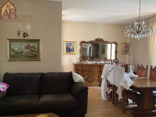 Villa in vendita a Gambolò PV