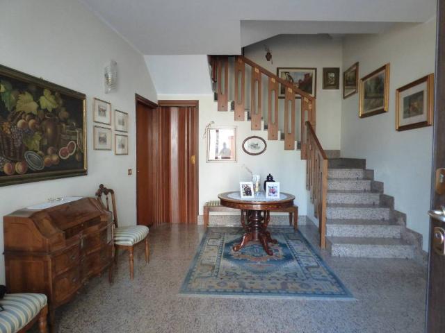 Villa in vendita a Gambolò PV