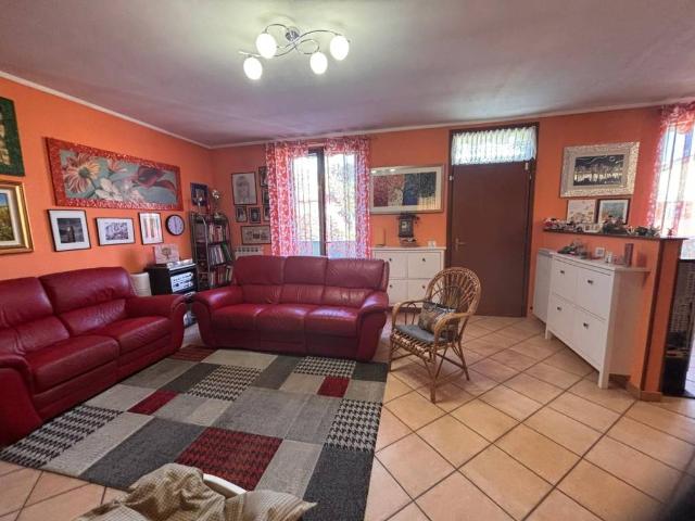 Villa in vendita a Gambolò PV