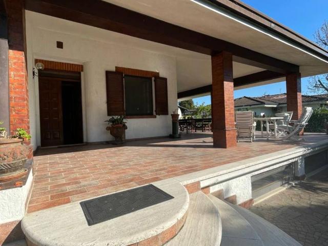 Villa in vendita a Gambara BS