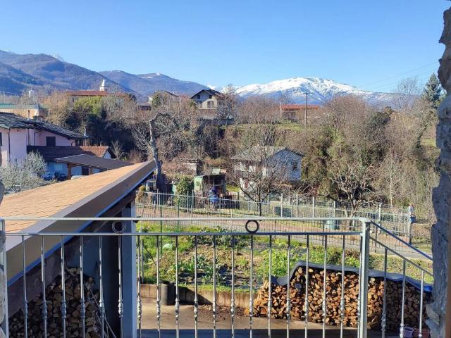 Villa in vendita a Gambasca CN
