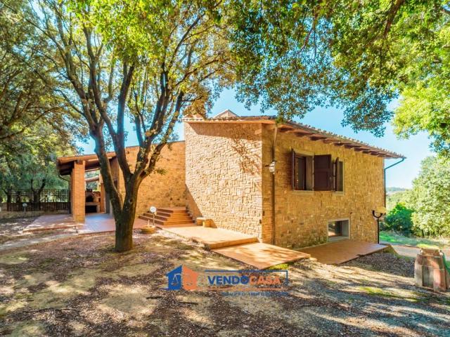 Villa in vendita a Gambassi Terme FI