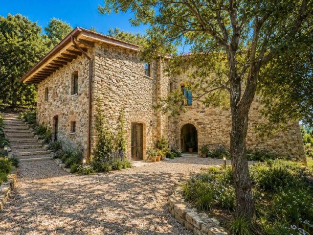 Villa in vendita a Gambassi Terme FI