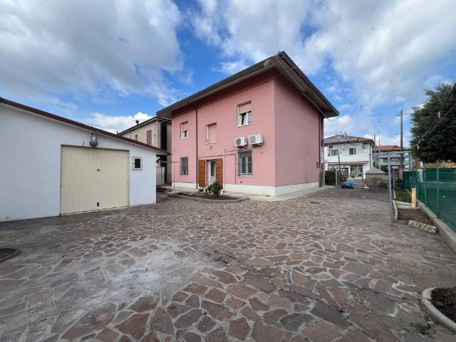 Villa in vendita a Gambettola FC