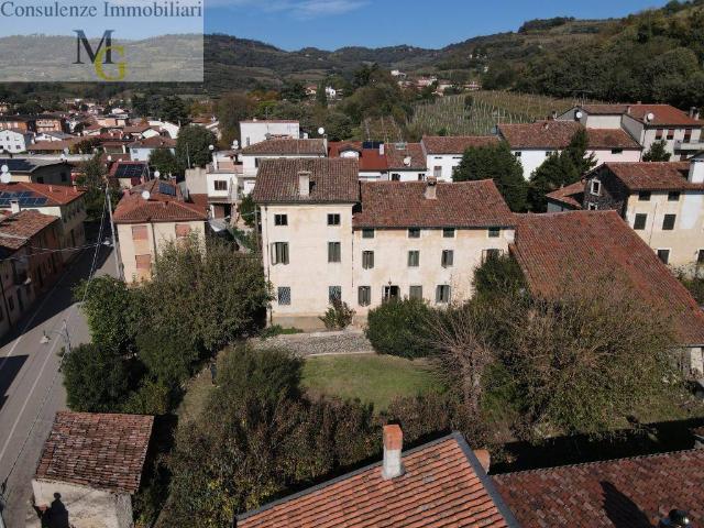 villa in vendita a Gambellara