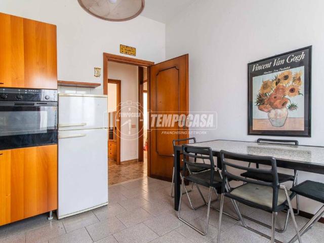 Villa in vendita a Garbagnate Milanese MI