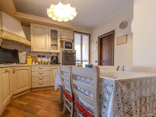 Villa in vendita a Garbagnate Milanese MI