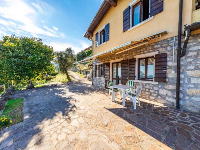 Villa in vendita a Gargnano BS