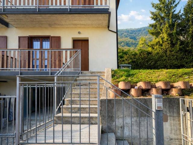 Villa in vendita a Gargnano BS