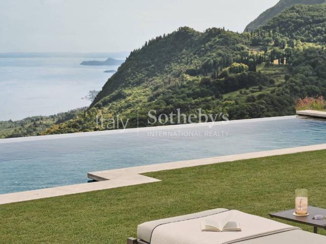 Villa in vendita a Gargnano BS