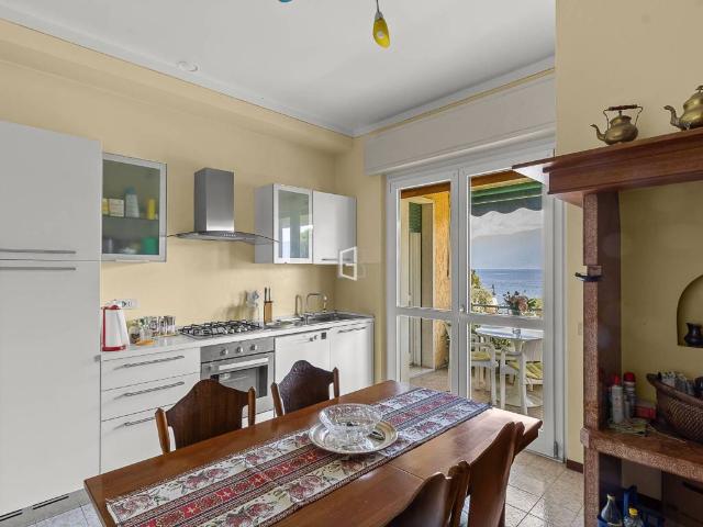 Villa in vendita a Gargnano BS