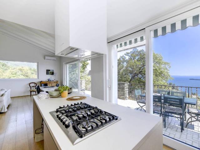 Villa in vendita a Gardone Riviera BS