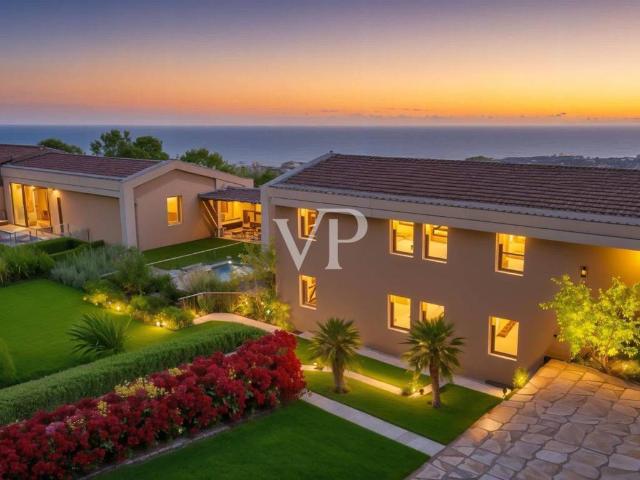 Villa in vendita a Gardone Riviera BS