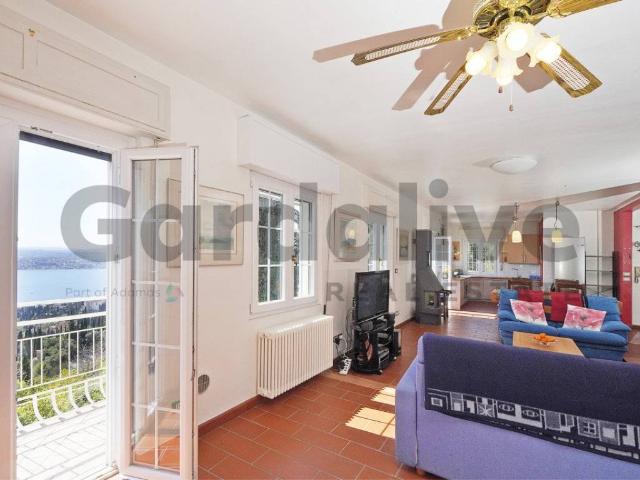 Villa in vendita a Gardone Riviera BS