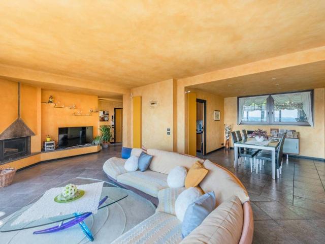 Villa in vendita a Gardone Riviera BS