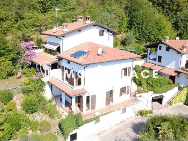 Villa in vendita a Gardone Riviera BS