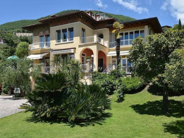 Villa in vendita a Gardone Riviera BS