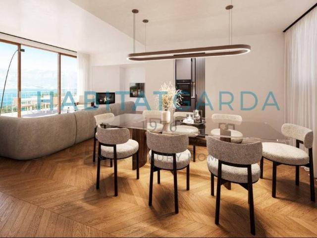 Villa in vendita a Gardone Riviera BS