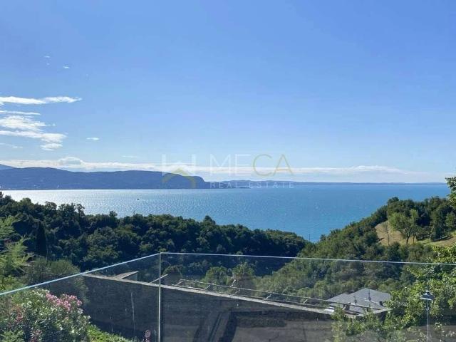 Villa in vendita a Gardone Riviera BS