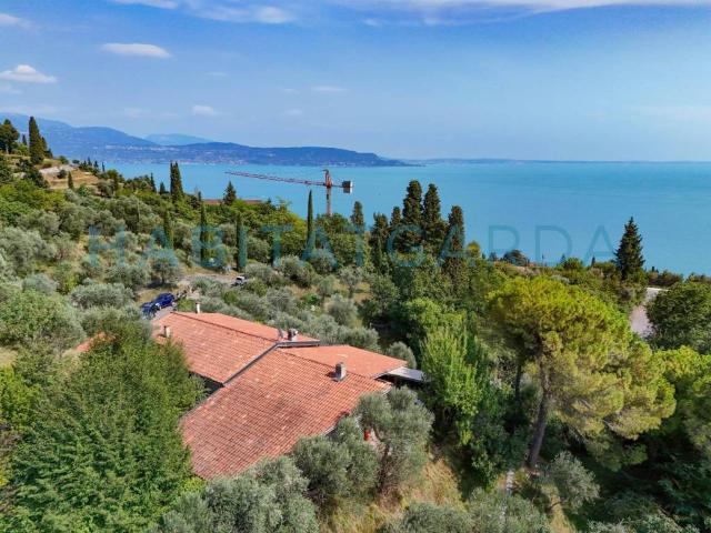 Villa in vendita a Gardone Riviera BS