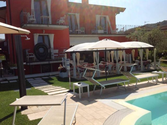 Villa in vendita a Garda VR