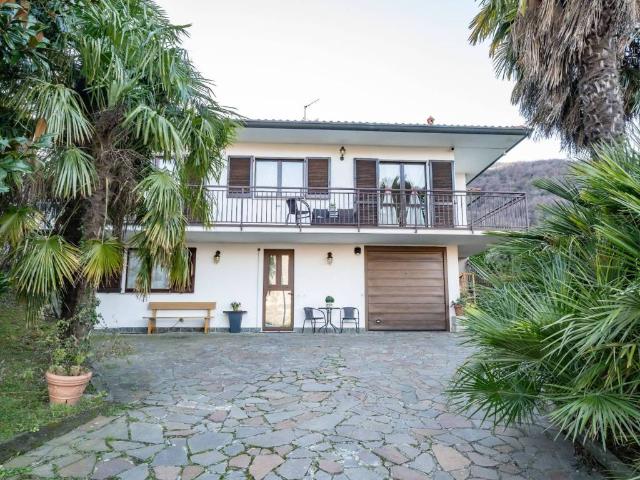 Villa in vendita a Garlate LC