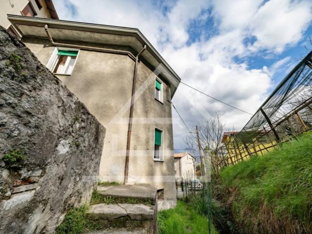 Villa in vendita a Garlate LC