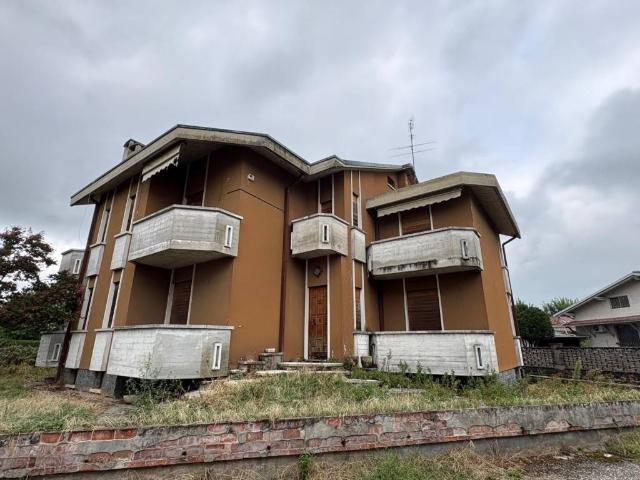 Villa in vendita a Garlasco PV
