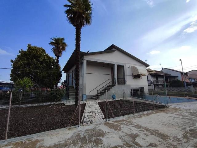 Villa in vendita a Garlasco PV