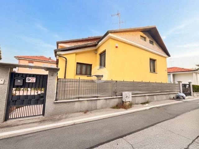 Villa in vendita a Gassino Torinese TO