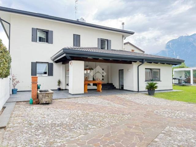 Villa in vendita a Gemona del Friuli UD