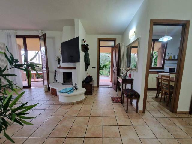 Villa in vendita a Gemmano RN