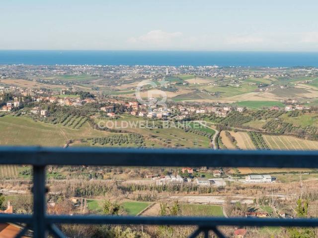 Villa in vendita a Gemmano RN