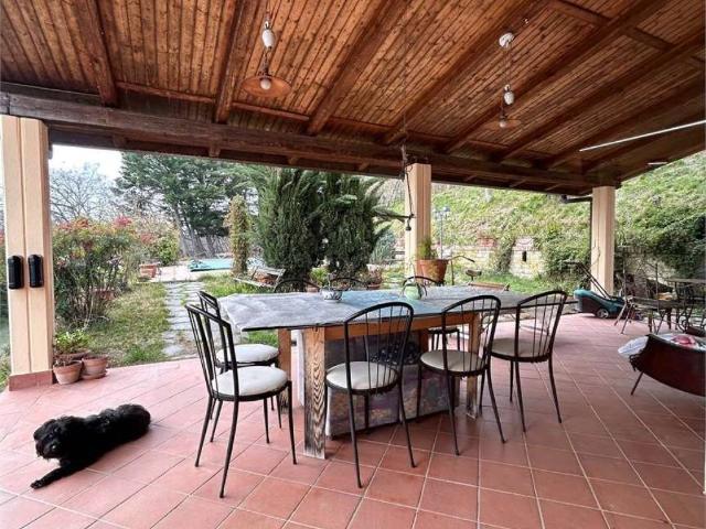 Villa in vendita a Gemmano RN
