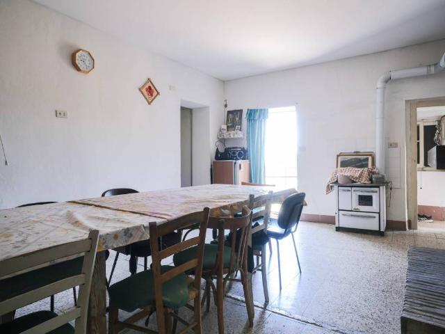 Villa in vendita a Gemmano RN