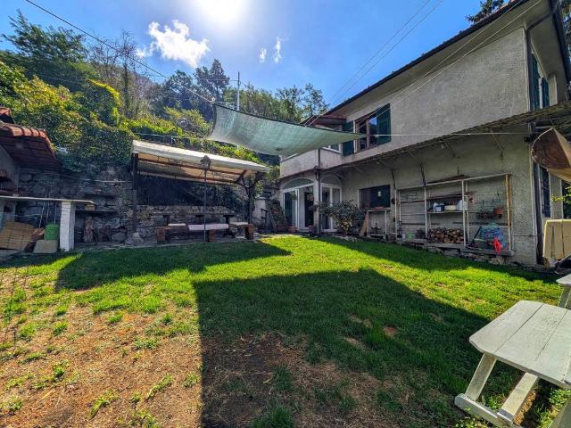 Villa in vendita a Genova GE
