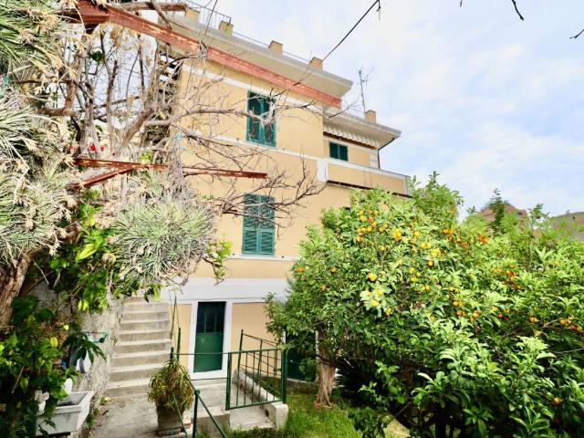 Villa in vendita a Genova GE