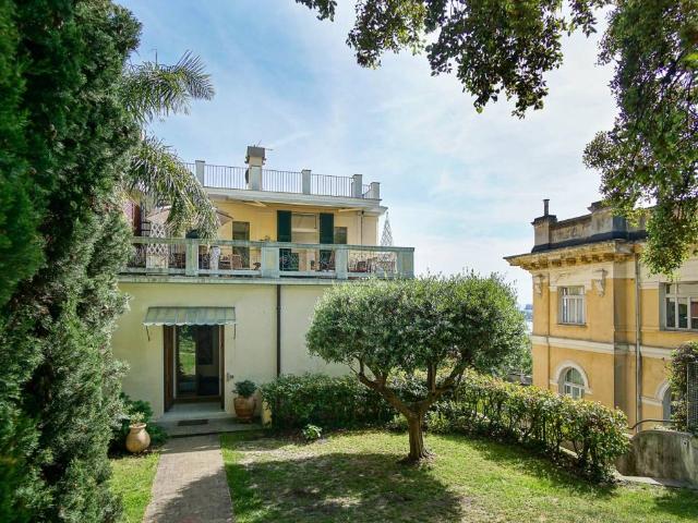 Villa in vendita a Genova GE