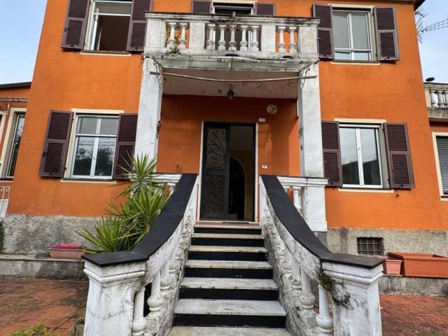 Villa in vendita a Genova GE
