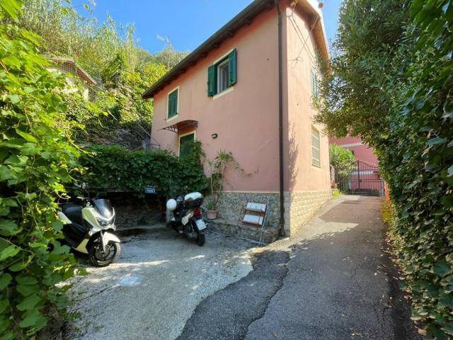 Villa in vendita a Genova GE