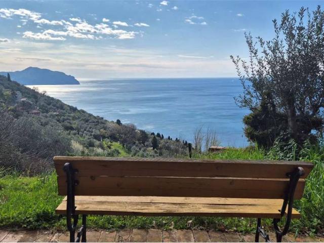 Villa in vendita a Genova GE