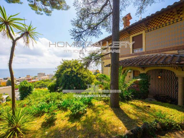 Villa in vendita a Genova GE